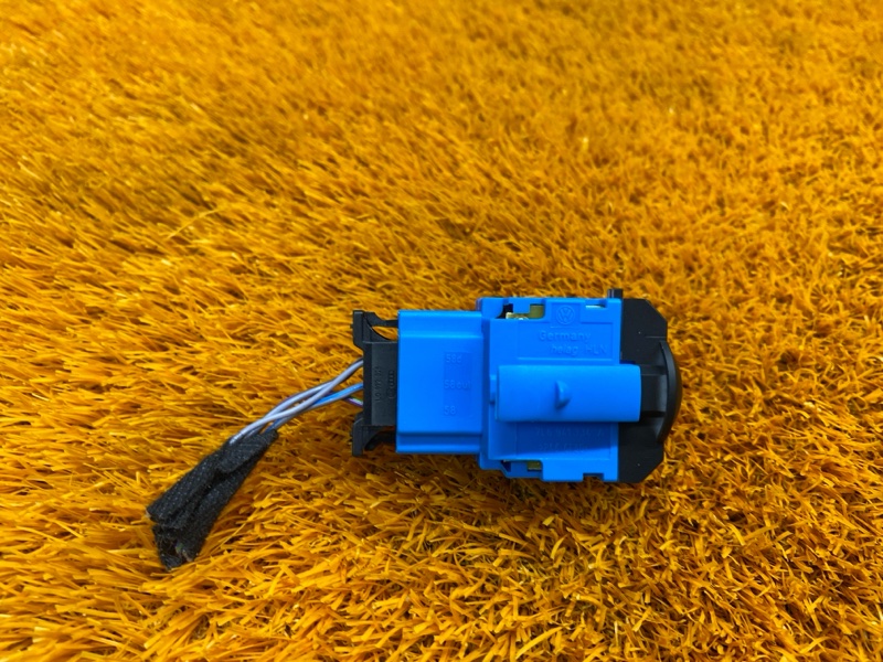 Кнопка освещения панели приборов, 300 рублей, Красноярск