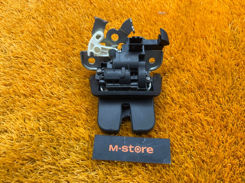 замок багажника, 1000 рублей, Красноярск