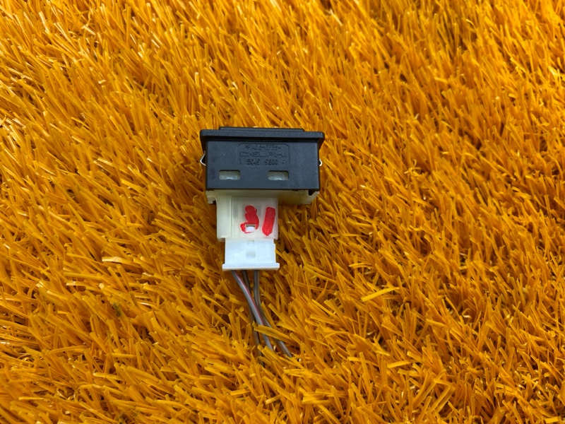 Кнопка открывания багажника, 500 рублей, Красноярск