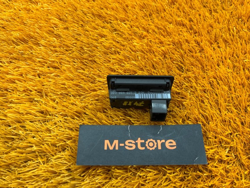 кнопка закрывания багажника, 1000 рублей, Красноярск