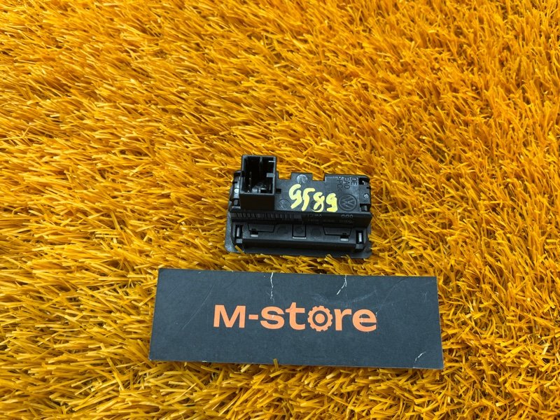 кнопка закрывания багажника, 1000 рублей, Красноярск