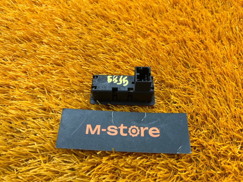 кнопка закрывания багажника, 1000 рублей, Красноярск