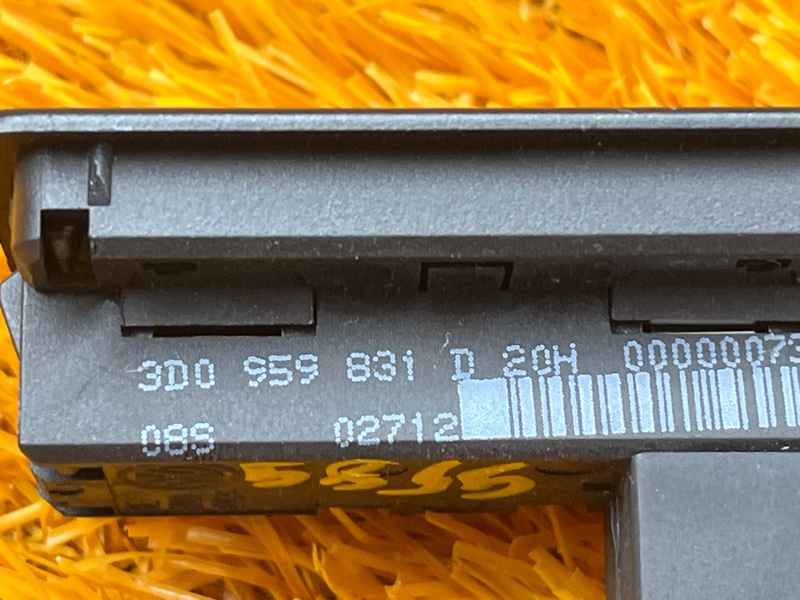 кнопка закрывания багажника, 1000 рублей, Красноярск