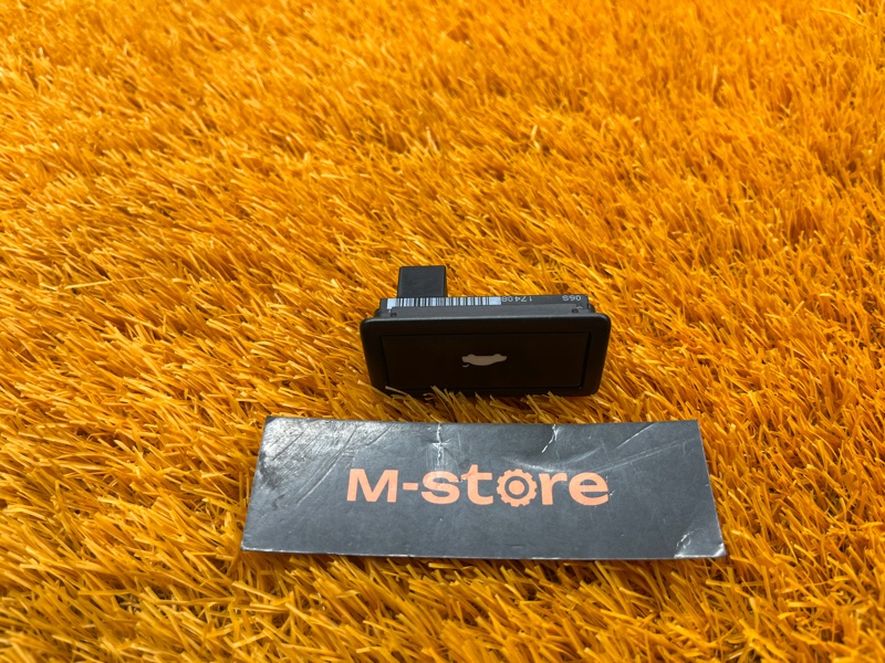 кнопка закрывания багажника, 1000 рублей, Красноярск