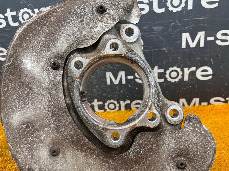 кулак поворотный, 18000 рублей, Красноярск