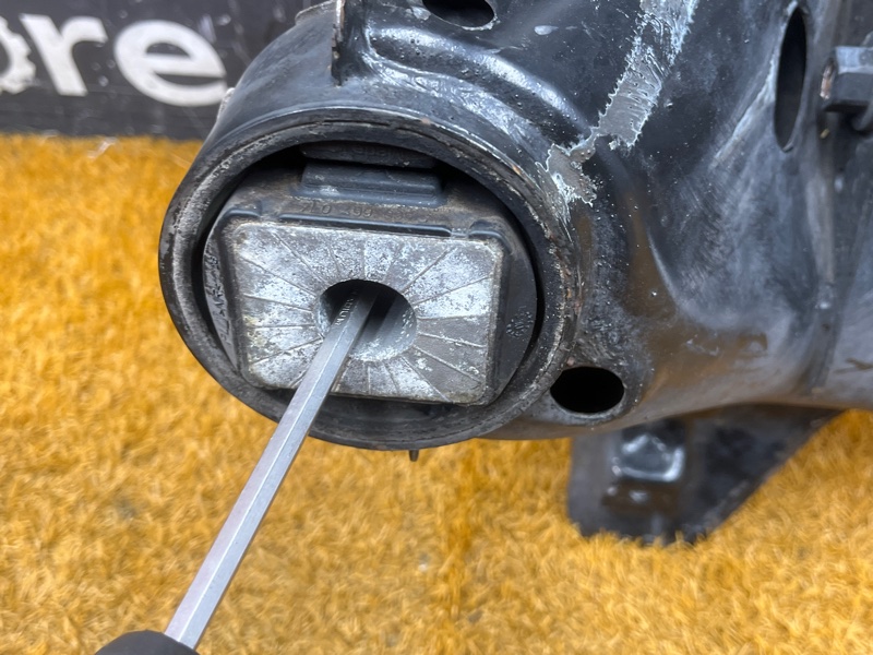 Балка поперечная (подрамник), 5000 рублей, Красноярск