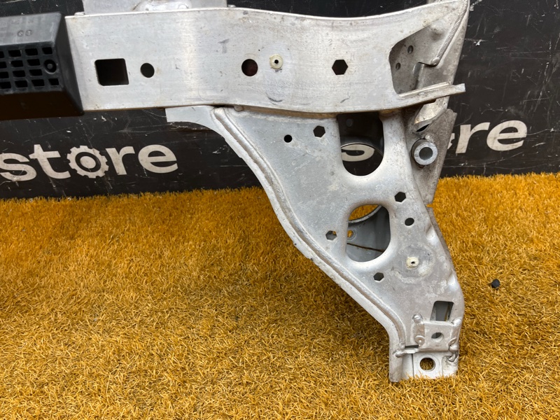 Балка поперечная (подрамник), 2000 рублей, Красноярск