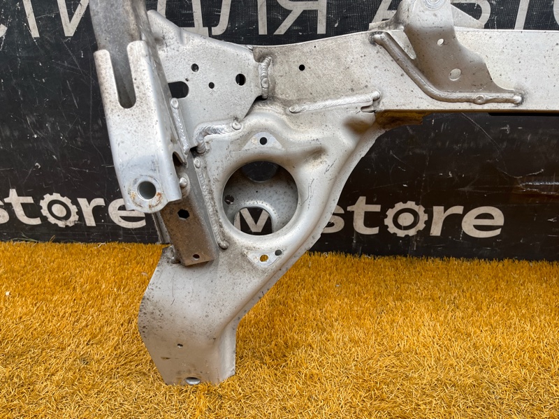 Балка поперечная (подрамник), 2000 рублей, Красноярск