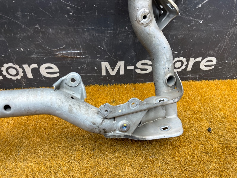 Балка поперечная (подрамник), 2000 рублей, Красноярск