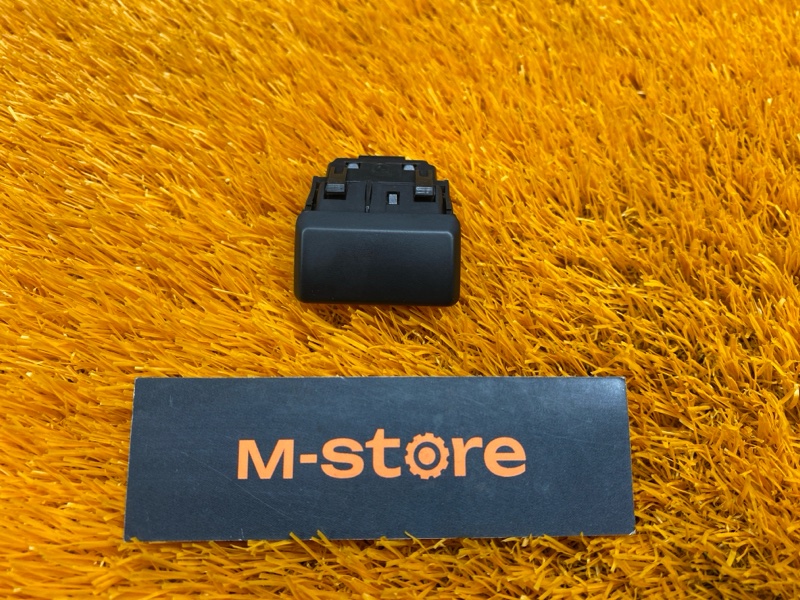 Кнопка открывания бардачка, 300 рублей, Красноярск