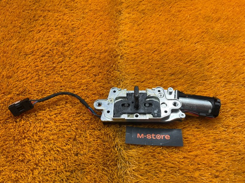 Доводчик крышки багажника, 3000 рублей, Красноярск