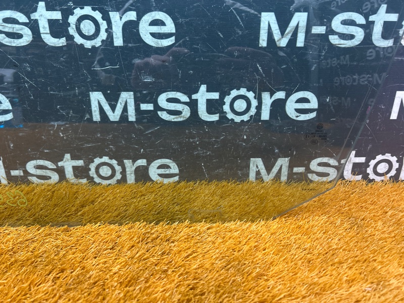 Стекло боковое, 1200 рублей, Красноярск