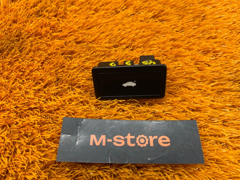 кнопка закрывания багажника, 1000 рублей, Красноярск