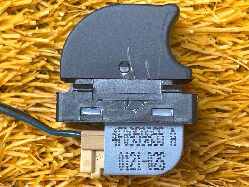 кнопка стеклоподъемника, 200 рублей, Красноярск