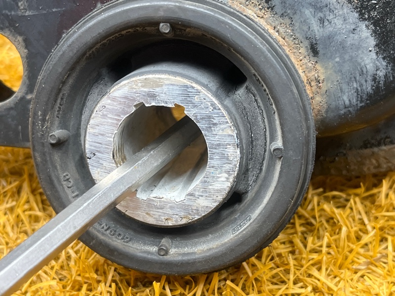 Балка поперечная (подрамник), 10000 рублей, Красноярск
