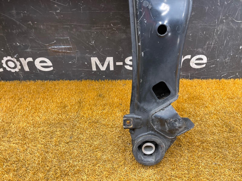 Балка поперечная (подрамник), 4000 рублей, Красноярск