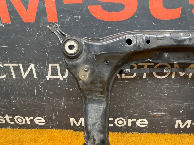 Балка поперечная (подрамник), 4000 рублей, Красноярск