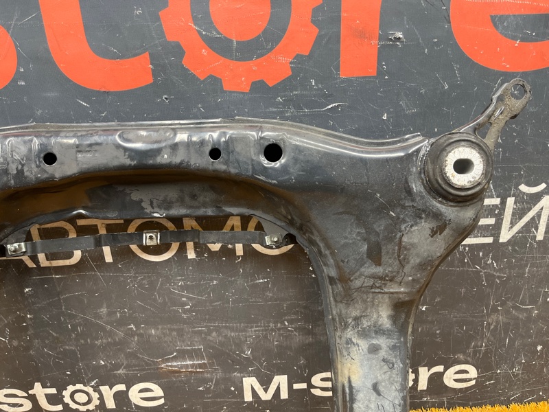 Балка поперечная (подрамник), 4000 рублей, Красноярск