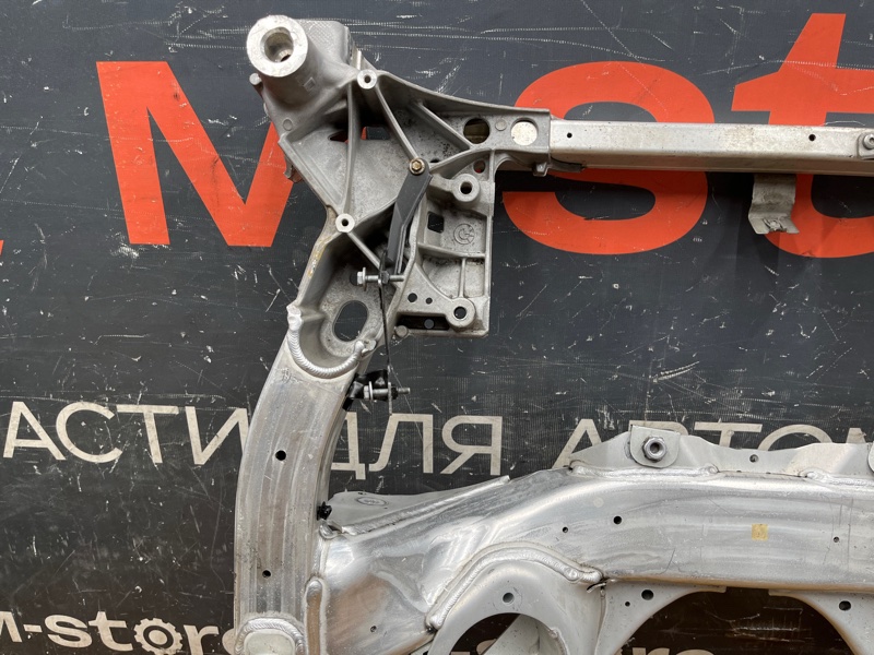 Балка поперечная (подрамник), 4000 рублей, Красноярск