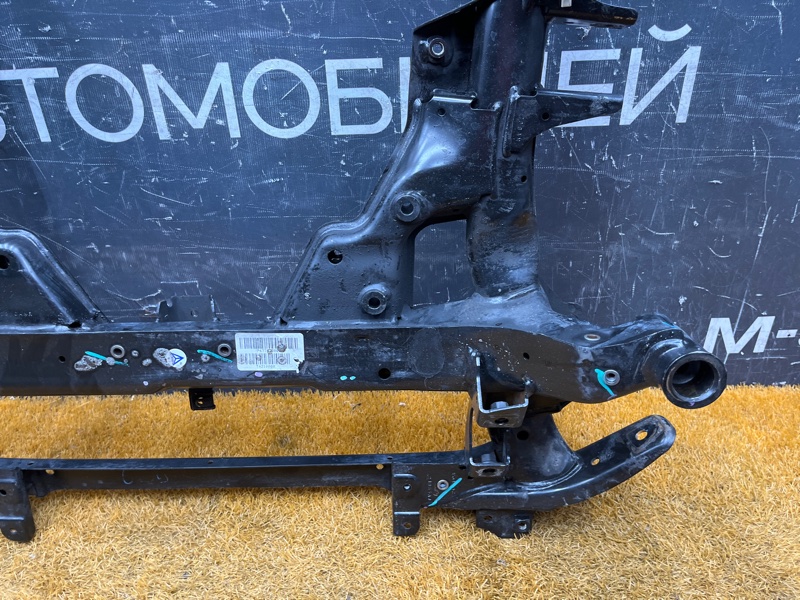 Балка поперечная (подрамник), 7000 рублей, Красноярск