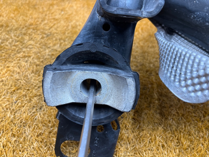 Балка поперечная (подрамник), 7500 рублей, Красноярск