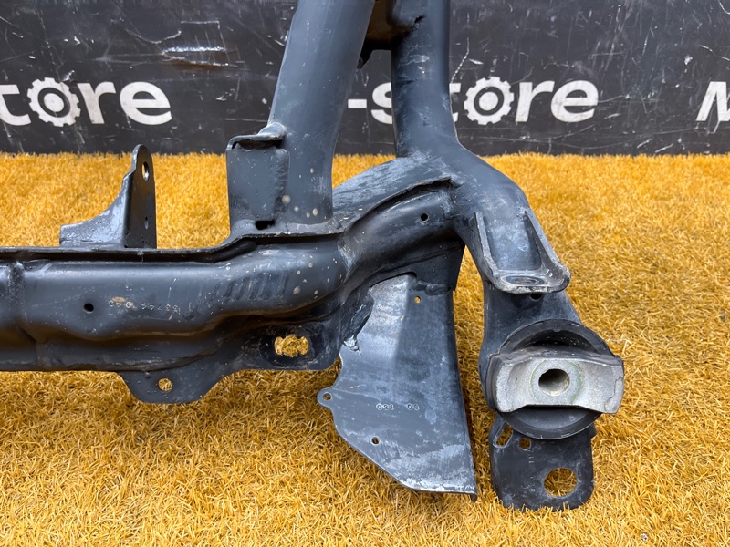 Балка поперечная (подрамник), 7500 рублей, Красноярск