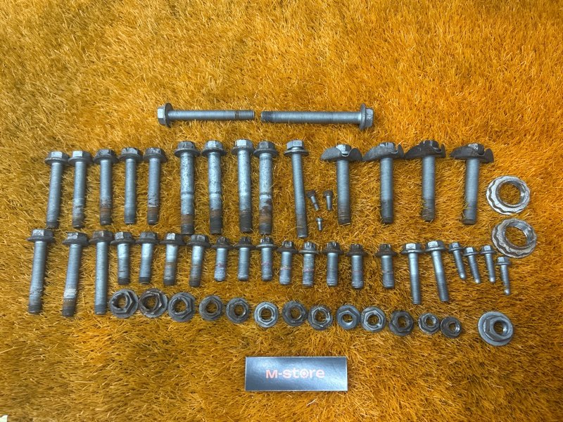 Болты и гайки задней подвески, 700 рублей, Красноярск