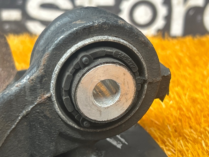 кулак поворотный, 2000 рублей, Красноярск