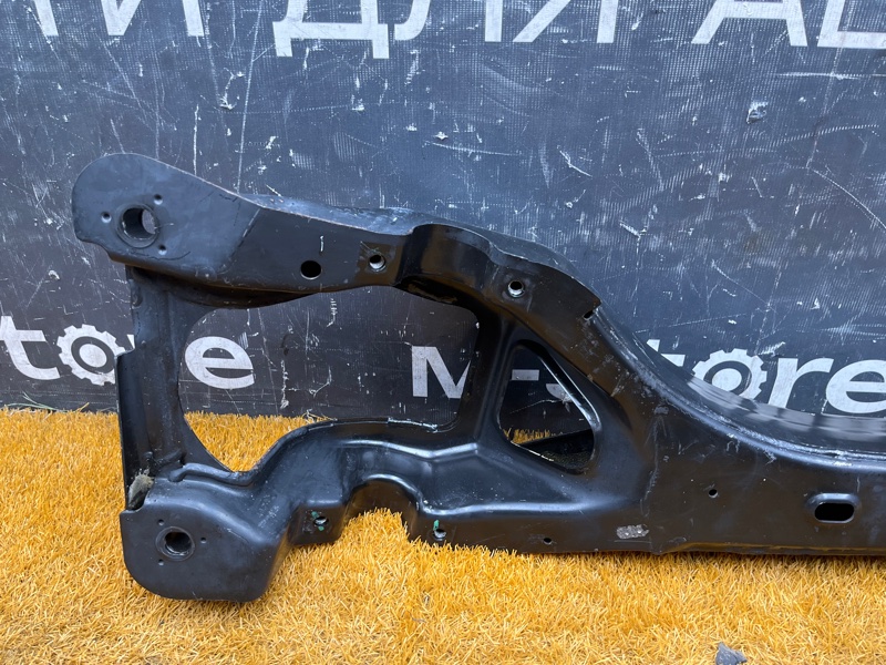 Балка поперечная (подрамник), 300 рублей, Красноярск