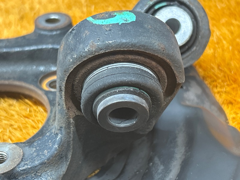 кулак поворотный, 2000 рублей, Красноярск