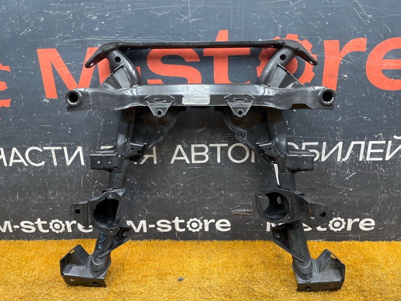 Балка поперечная (подрамник), 4500 рублей, Красноярск