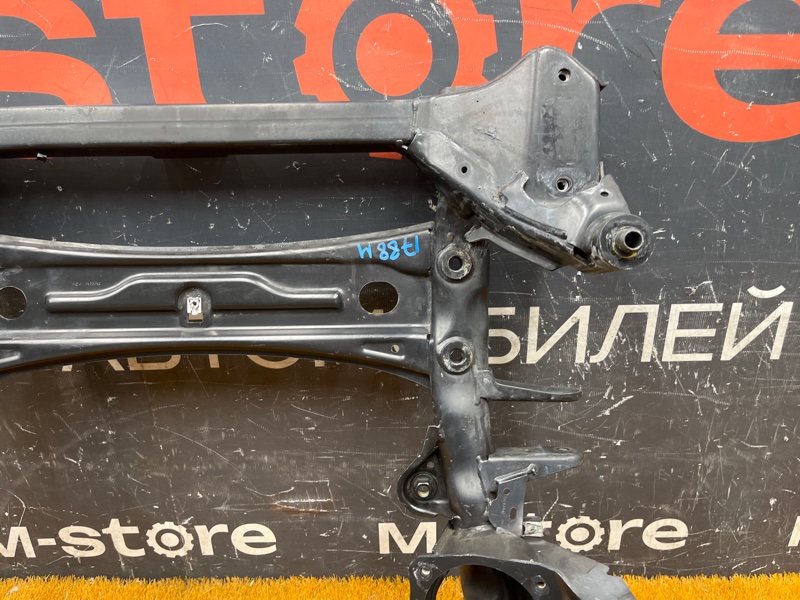 Балка поперечная (подрамник), 9000 рублей, Красноярск