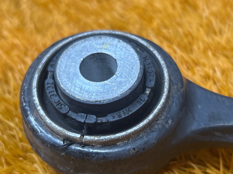 Рычаг подвески верхний, 1000 рублей, Красноярск