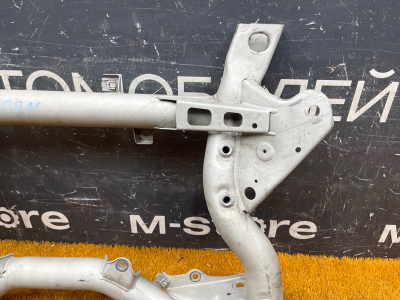 Балка поперечная (подрамник), 6700 рублей, Красноярск