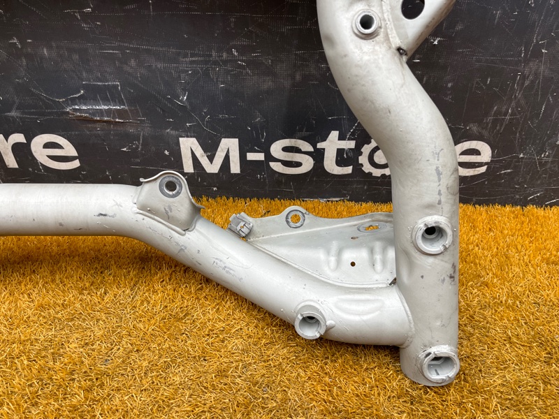 Балка поперечная (подрамник), 6700 рублей, Красноярск