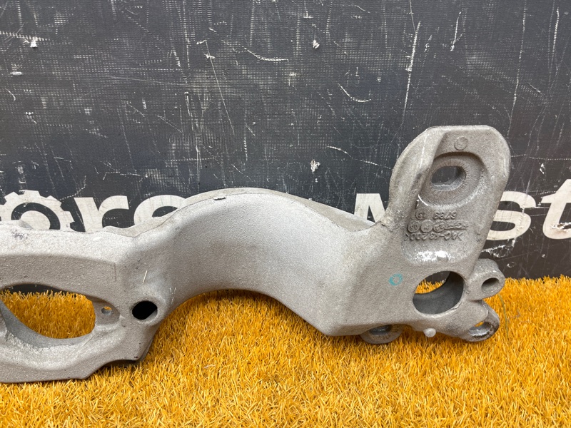 Кронштейн КПП, 2000 рублей, Красноярск