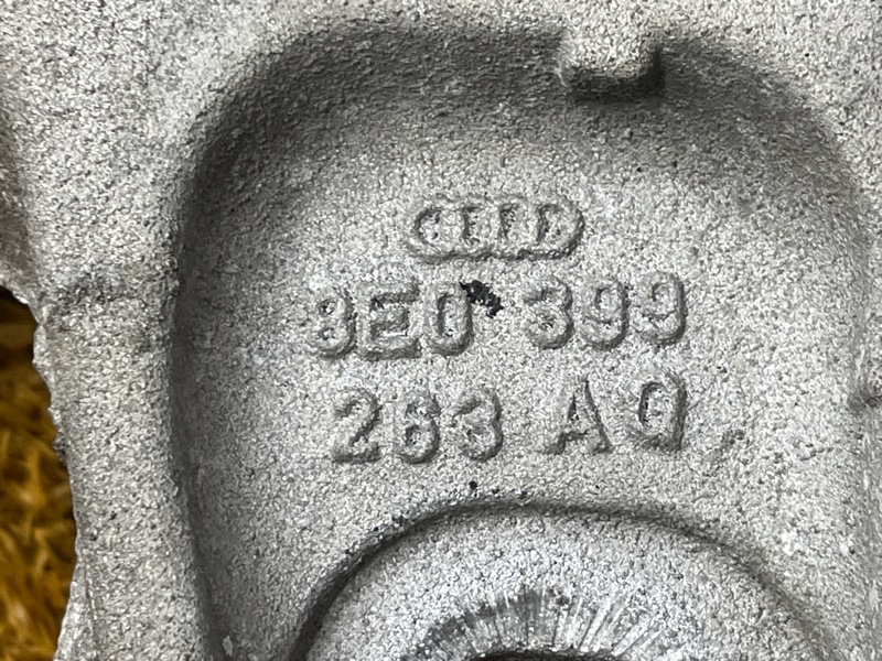 Кронштейн КПП, 2000 рублей, Красноярск