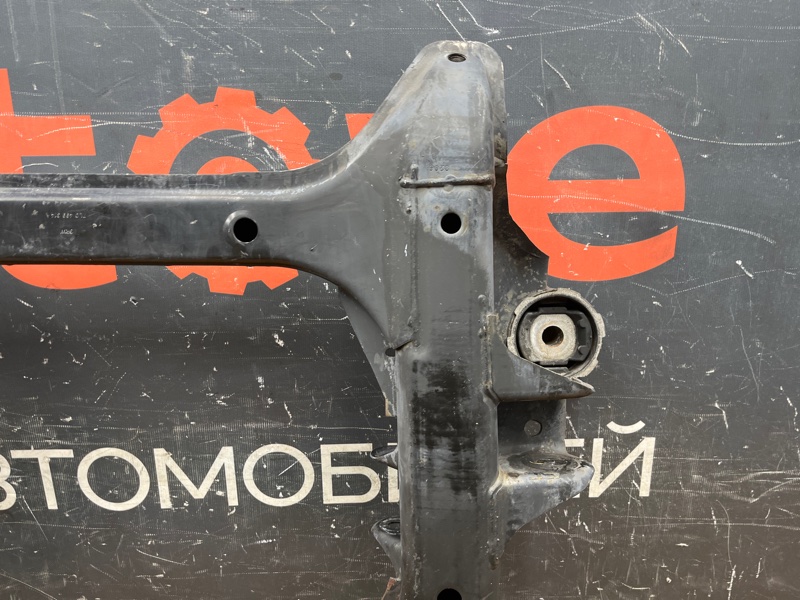 Балка поперечная (подрамник), 5500 рублей, Красноярск