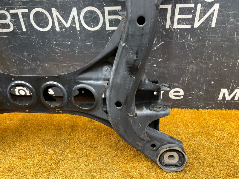 Балка поперечная (подрамник), 5500 рублей, Красноярск