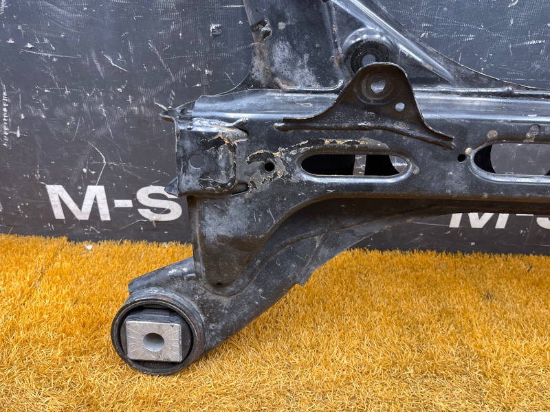 Балка поперечная (подрамник), 5500 рублей, Красноярск