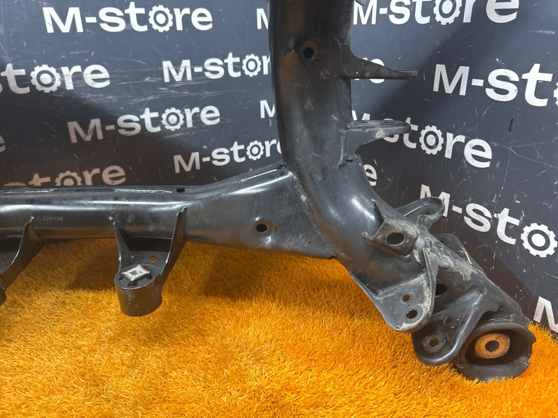 Балка поперечная (подрамник), 2000 рублей, Красноярск