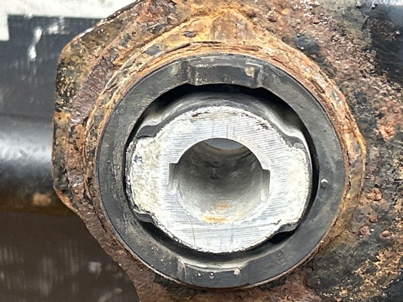 Балка поперечная (подрамник), 32500 рублей, Красноярск