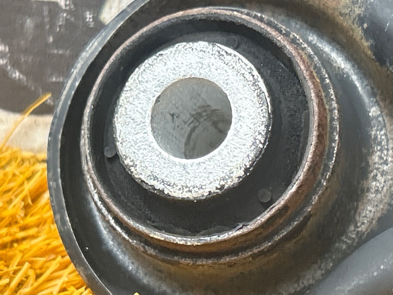 Рычаг подвески верхний, 1200 рублей, Красноярск