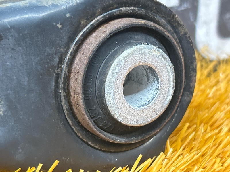 Рычаг подвески верхний, 1200 рублей, Красноярск