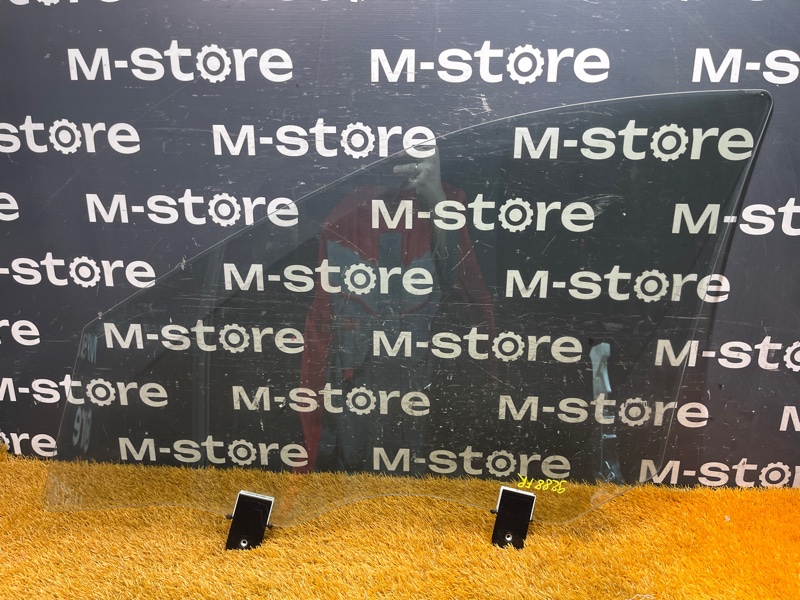 Стекло боковое, 1000 рублей, Красноярск