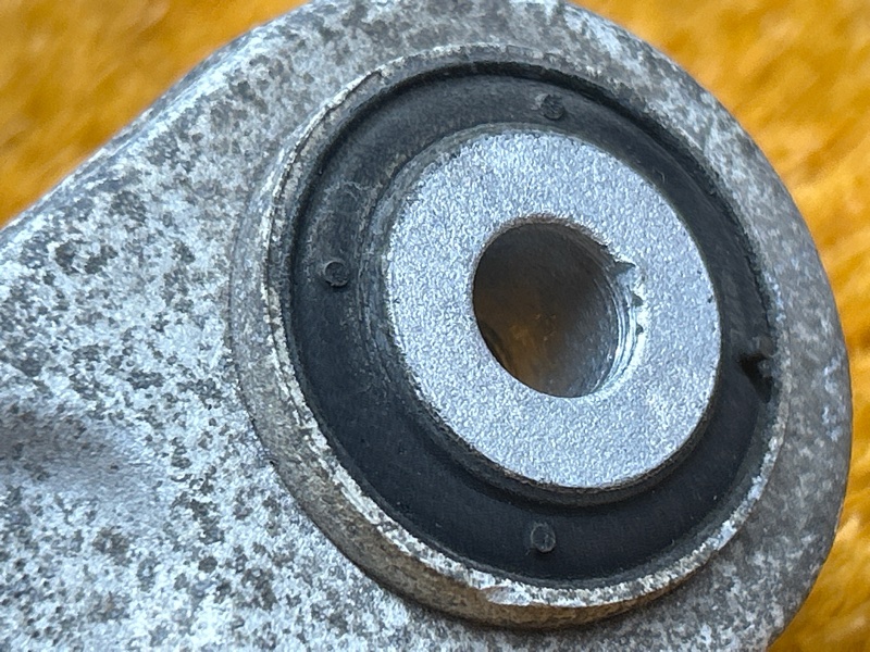 Рычаг подвески нижний, 1000 рублей, Красноярск