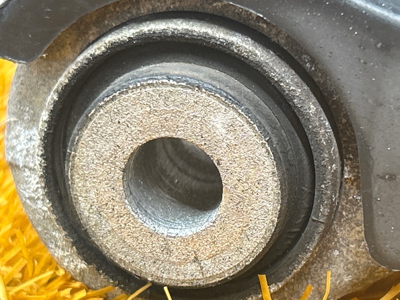 Рычаг подвески нижний, 500 рублей, Красноярск