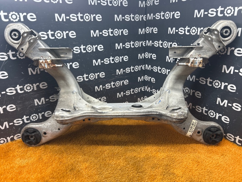 Балка поперечная (подрамник), 1800 рублей, Красноярск