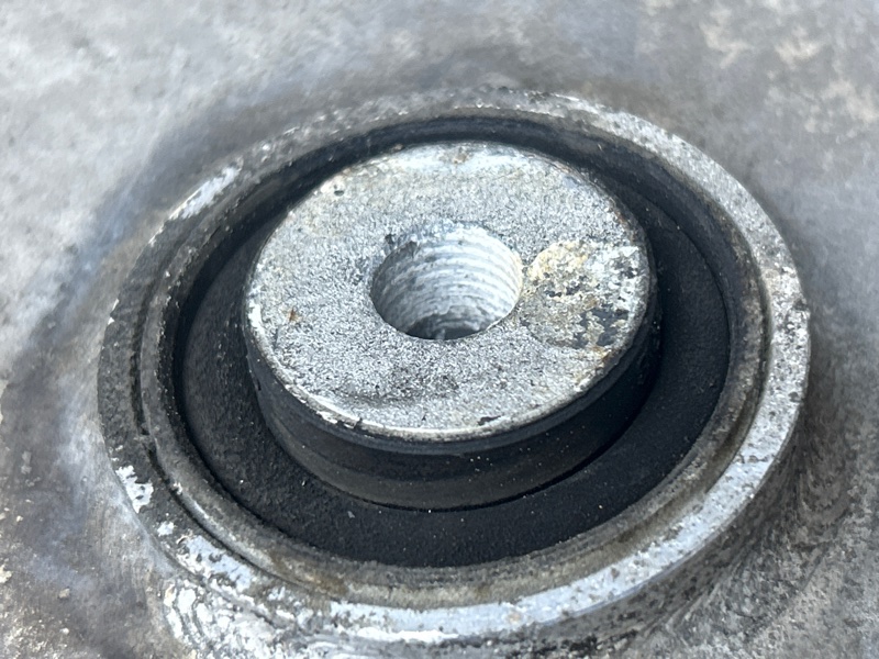 Балка поперечная (подрамник), 1800 рублей, Красноярск