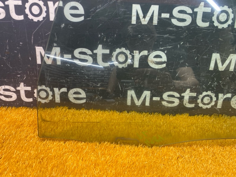 Стекло боковое, 1500 рублей, Красноярск